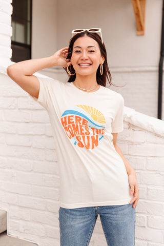 Here Comes the Sun Graphic Tee-[option4]-[option5]-[option6]-[option7]-[option8]-Womens-Clothing-Shop